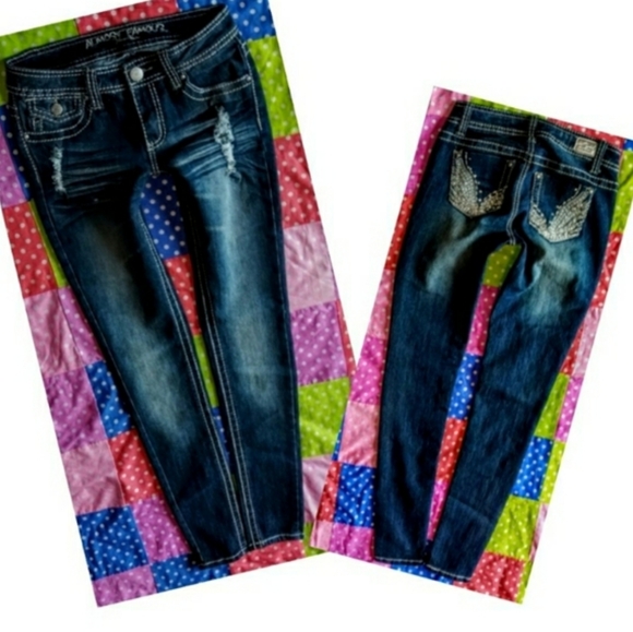 Almost Famous Jeans Size 1 Skinny Leg Jegging Nwot - Picture 2 of 11